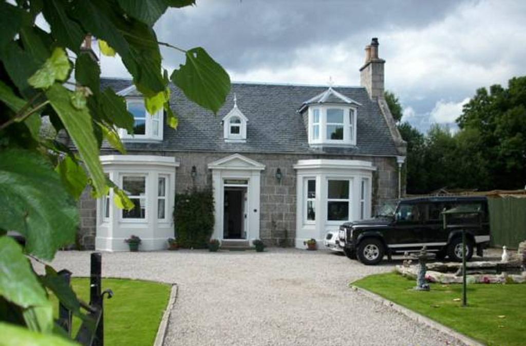 Waverley Villa Grantown-on-Spey Extérieur photo